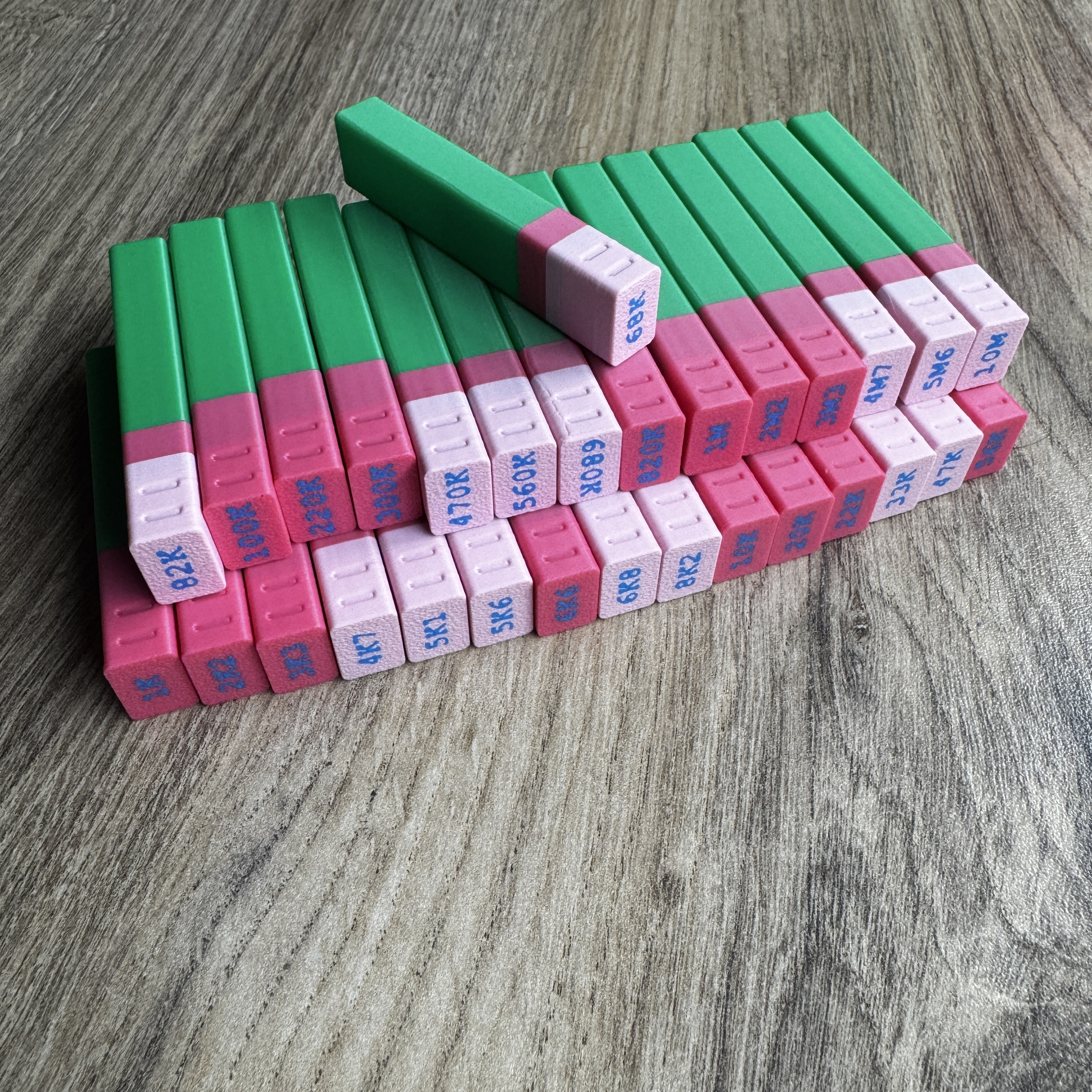 Miniatura 3 do modelo 3D Resistor Value Boxes – 30 per Box