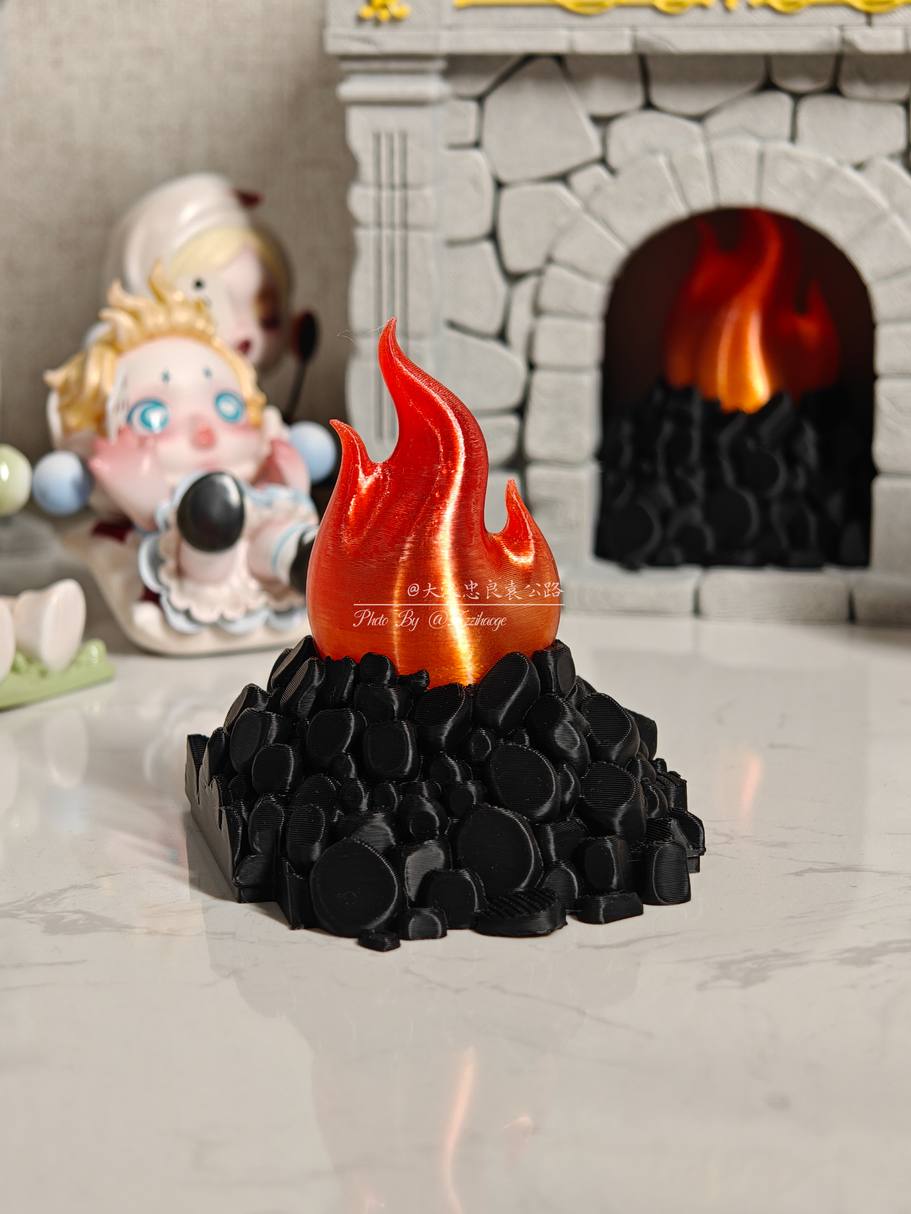 3Dプリント 暖炉の物語|暖炉雰囲気灯ディスプレイ台—Lumina•Hearth