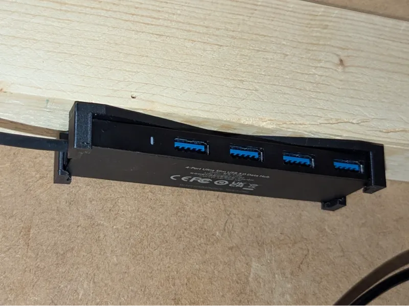 Minimalist Mount for Anker USB-HUB A8309G11