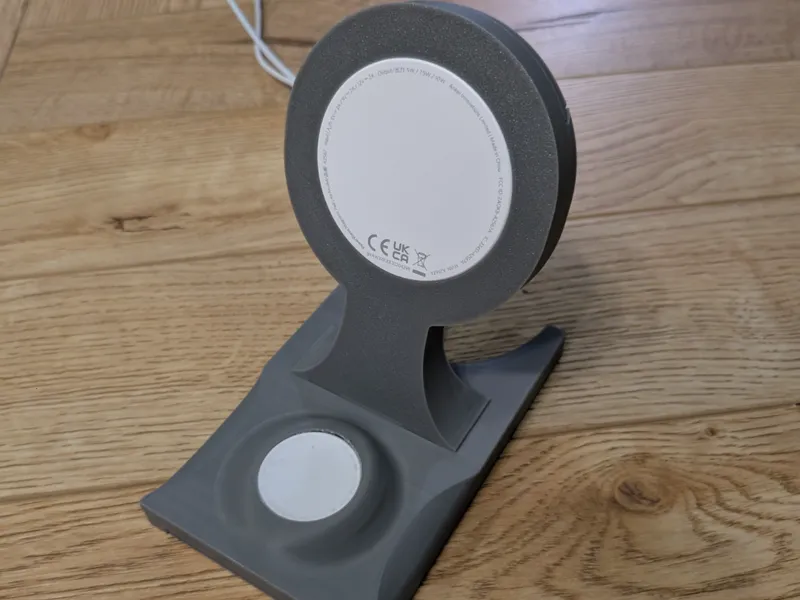 Magnetic Phone and Pixel Stand
