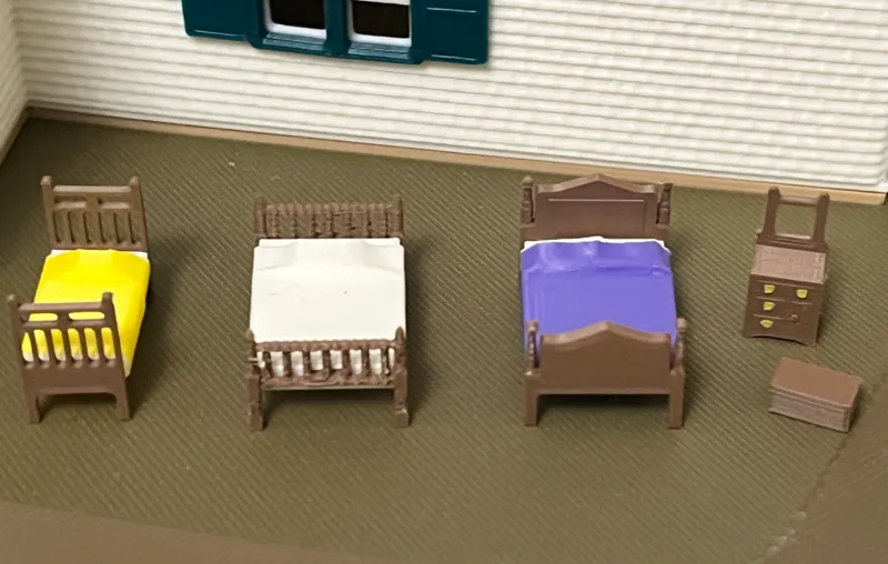 HO Scale Beds and Wash Cabinet