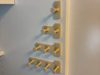 Kleiderschrank Schmuck und Kleiderhaken (IKEA PAX)