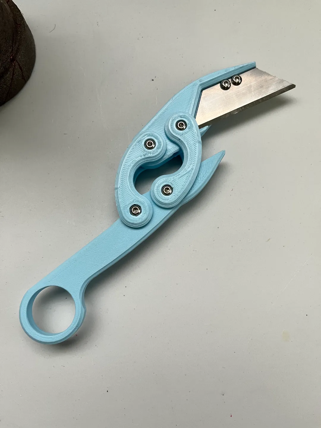 Retractable Karambit Knife view 3