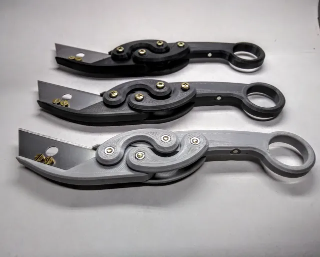 Retractable Karambit Knife