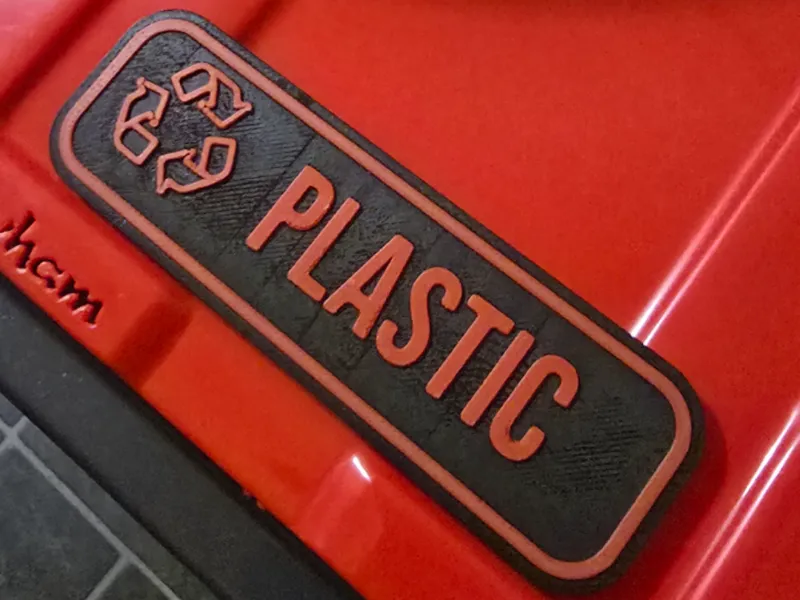 Recycling bin label edit text for type