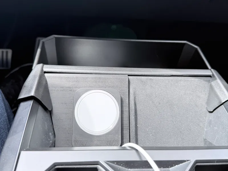 Cybertruck Magsafe Charger