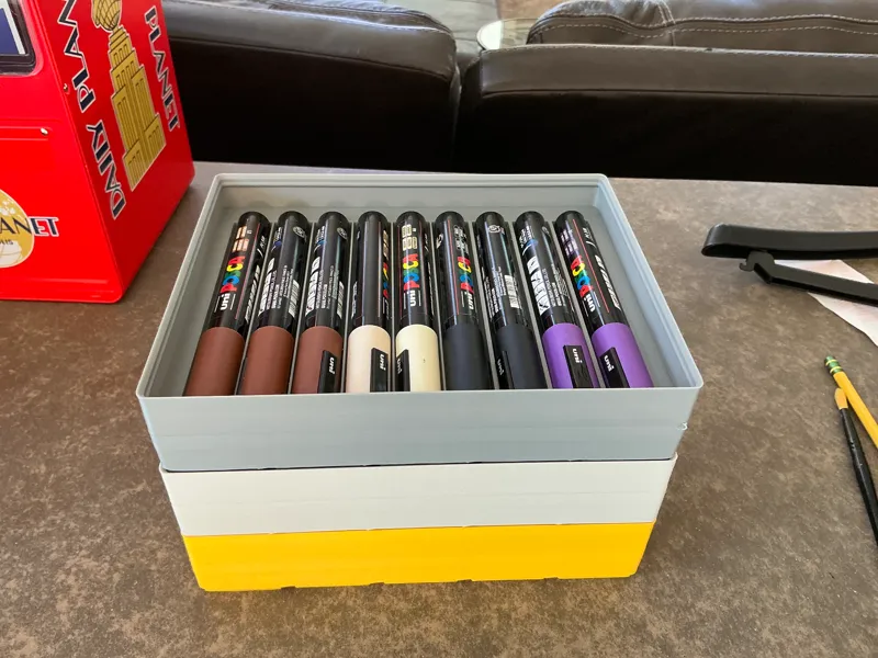 Posca Pen Holder - Gridfinity and Stackable w/lid