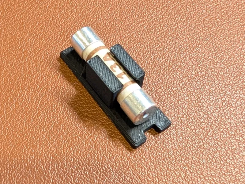 UK Plug Fuse Holder Insert