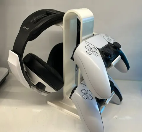 Headphone and controller stand