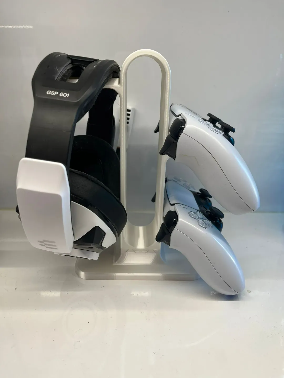 Headphone and controller stand view 2