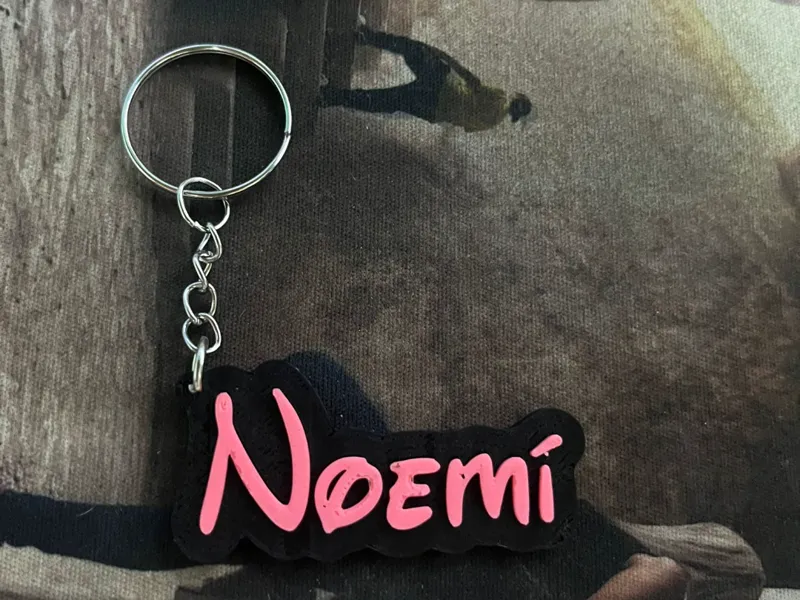Llavero con el nombre de Noemí