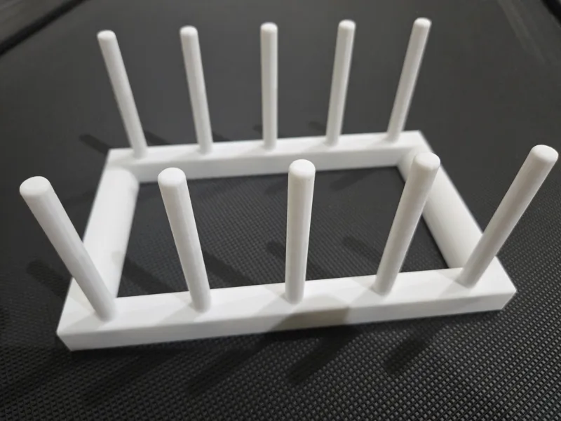 Customizable Dinner Plate Holder