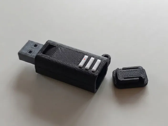 USB keychain mini container
