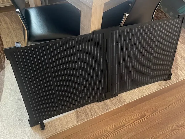 Foldable solar panel edge protection stiffener