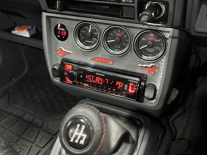 Subaru Brumby / Brat Stereo facia - 1 Din or 2 Din