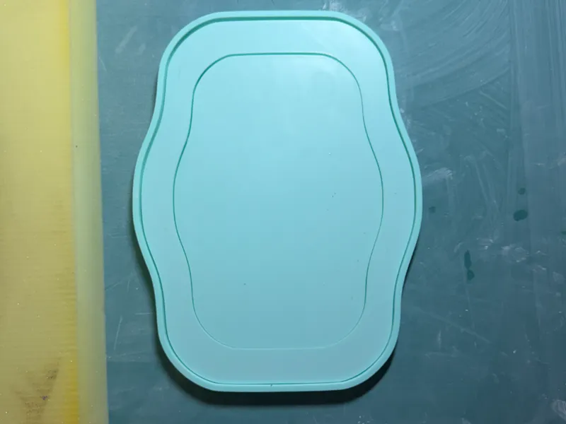 Curvy Plate Cutter and Press Plate for Pottery