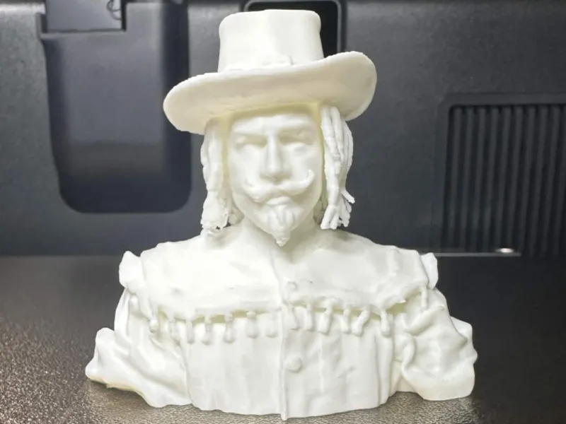 Statige Stuurman statue