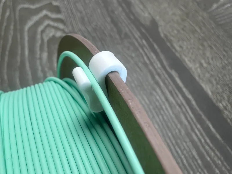 Clip filament économique optimisé