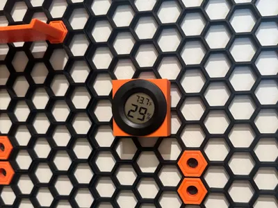 Hydrometer attachment for Honeycomb Wall 