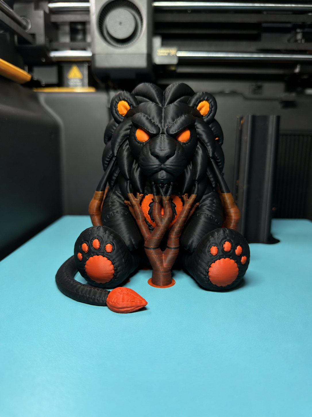 Stitchborn Lion – Dark Plush King - 1