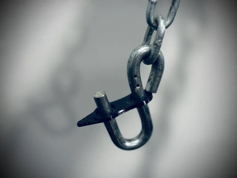 TPU S-Hook Retainer