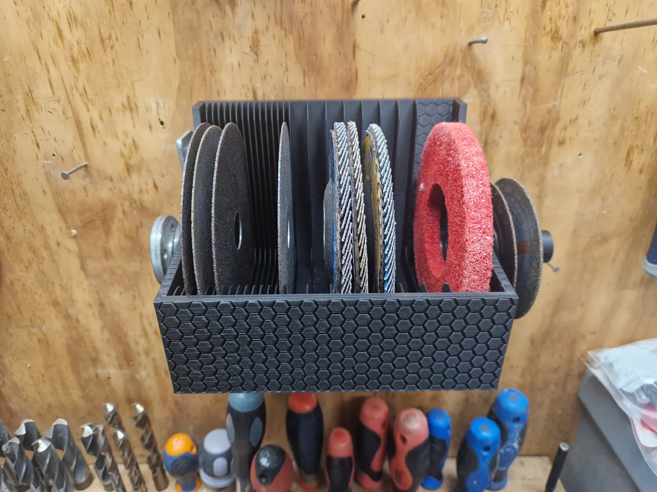 grinding discs holder view 4