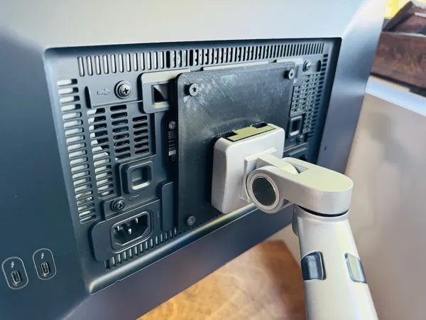 Adaptateur VESA pour bras de bureau ThingyClub