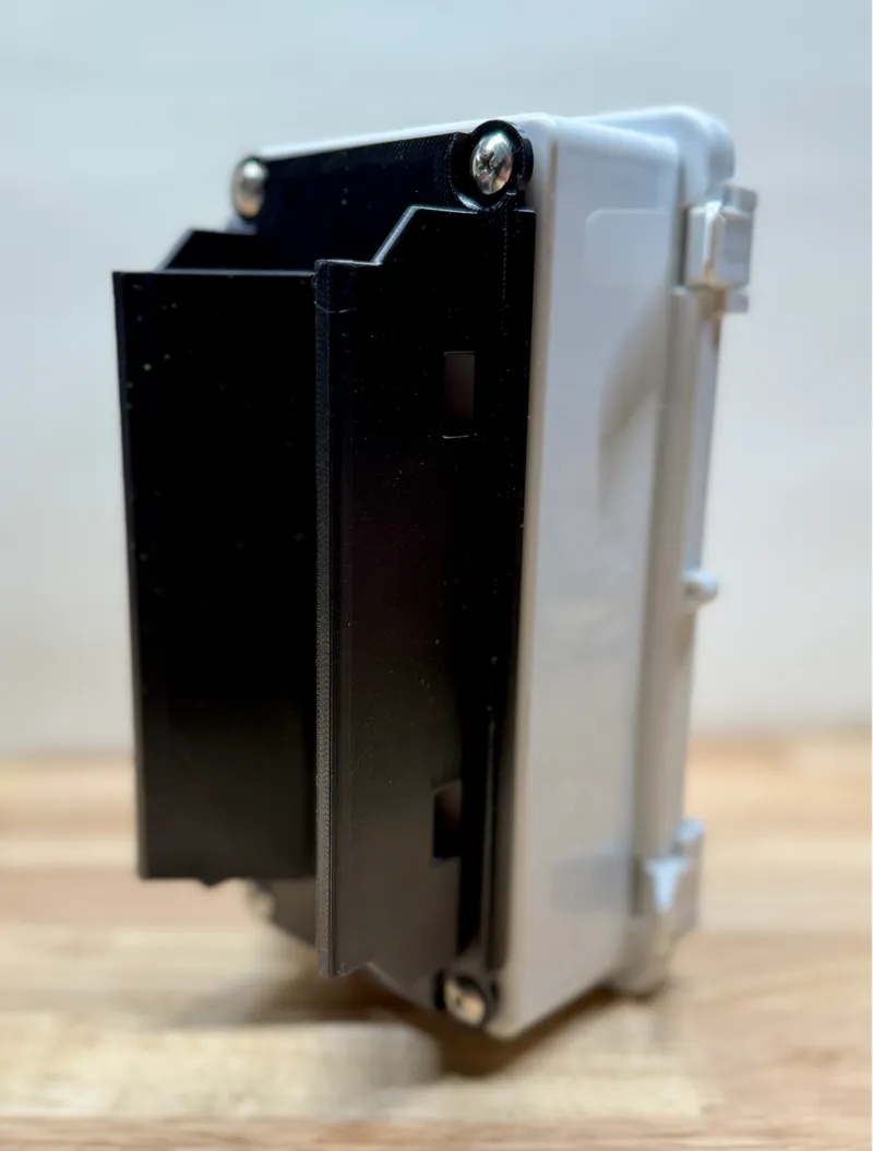 Corner/Beam/Pole mount for Tall Zulkit Enclosure