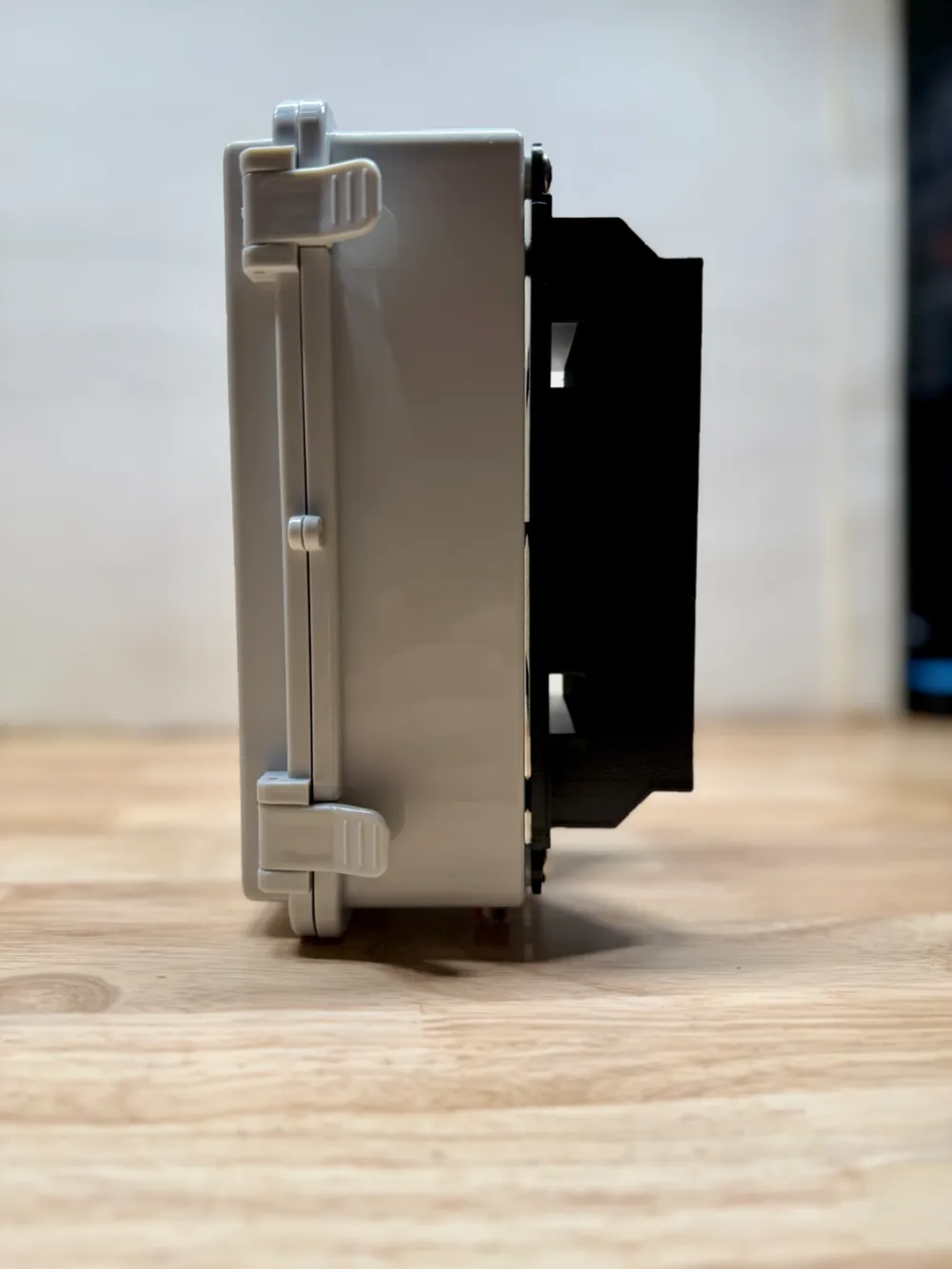 Pole/Square beam mount for Tall Zulkit Enclosure by Ali3n MakerWorld