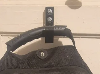 Single Lares Utility Hook