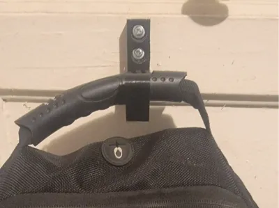 Single Lares Utility Hook