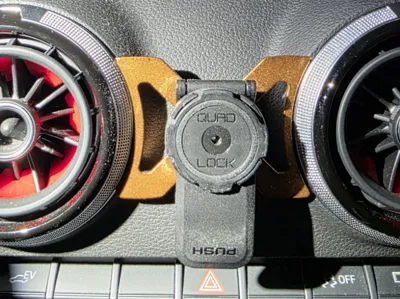 Quadlock mount