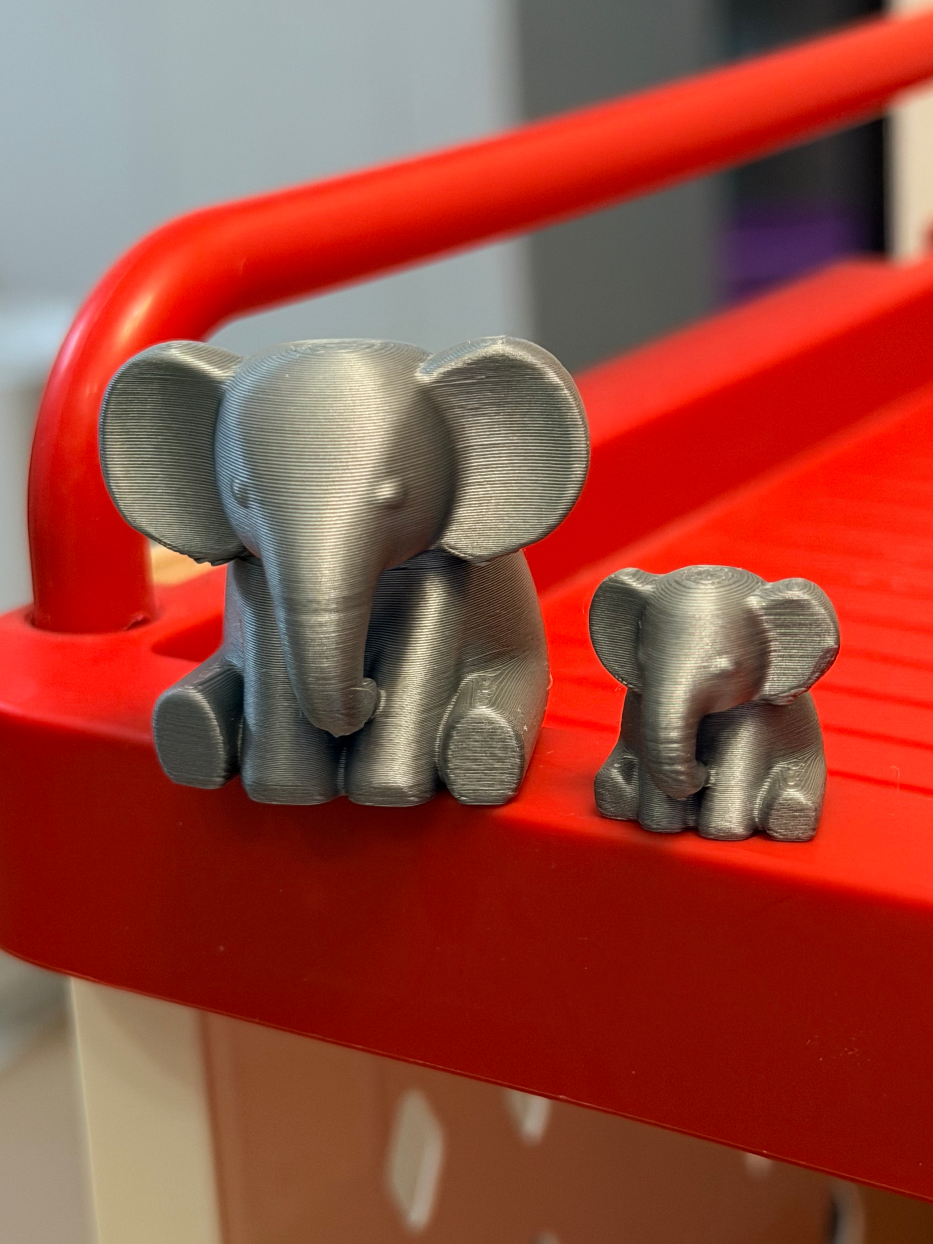 Miniatura 3 do modelo 3D 母亲节小象摆件
