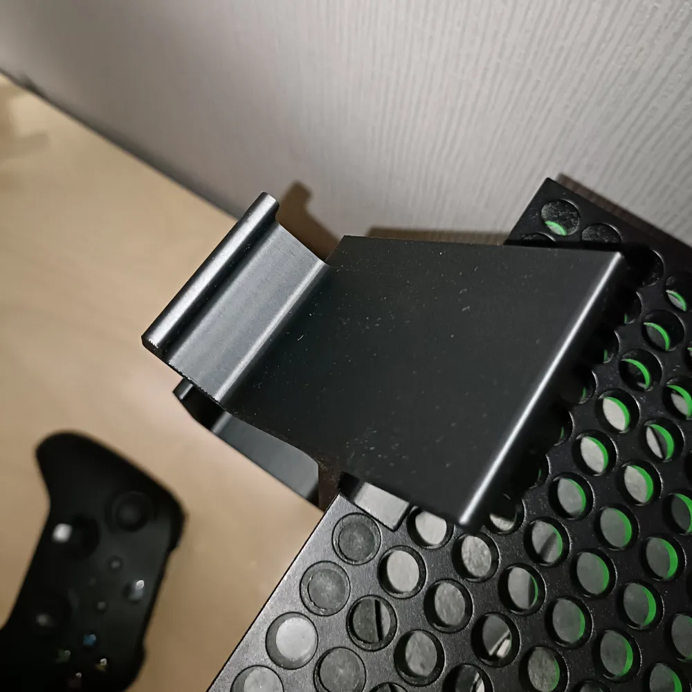 Xbox Series X Controller & Headset Stand - Free 3D Print Model - MakerWorld