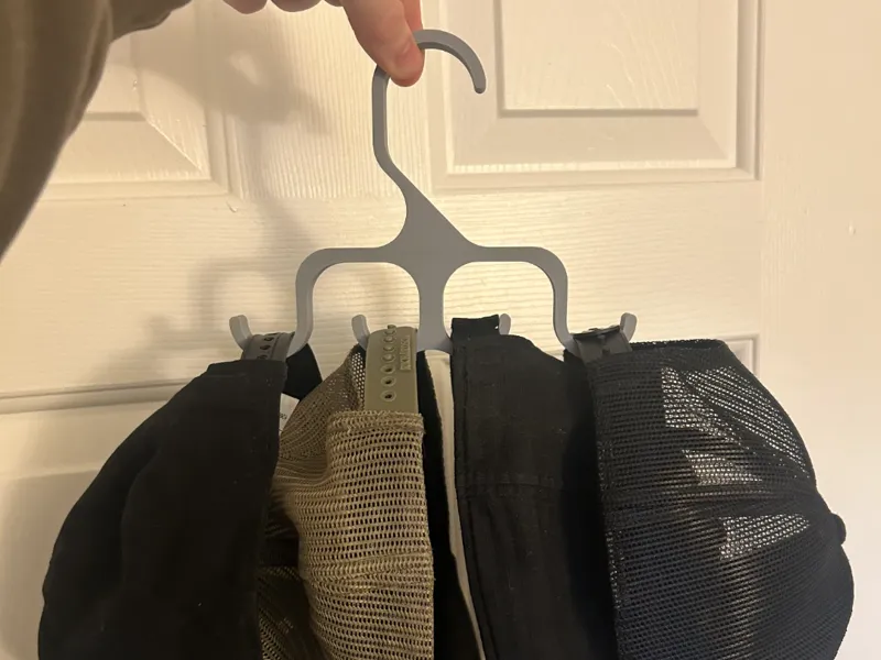 Mini hat hanger