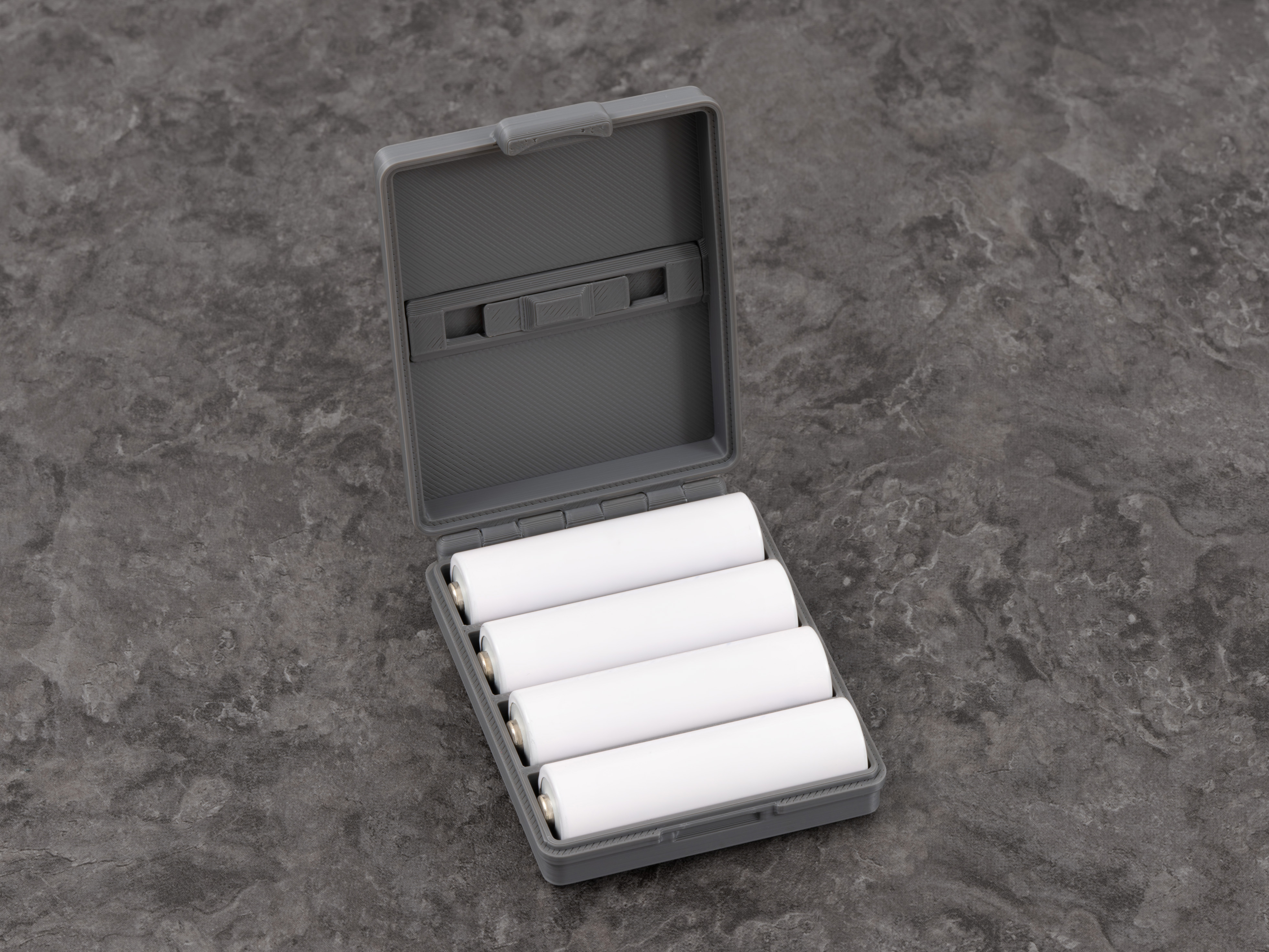 Miniatura 1 do modelo 3D Battery Case with Status Indicator Switch