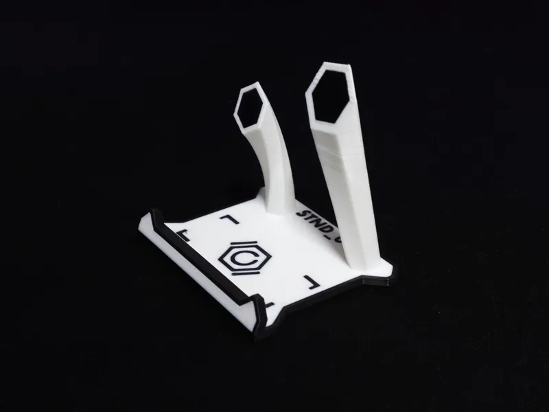 STND_01 - Futuristic Phone Stand| CYBRPRTS_2088