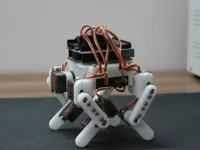 Mini robot quadrupède Arduino — photo 3