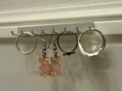 Minimalist Slim Jewelry Rack – Ring & Earring