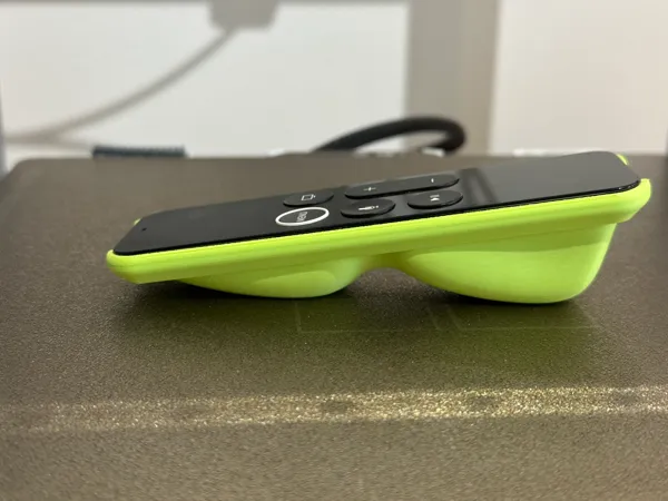 Étui ergonomique pour télécommande Apple TV (4e génération)