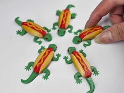 Glizzy the Hotdog Lizard | Funny Glizzard Friend