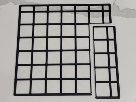 GRIPS: GRidfinity Interlocking basePlate System
