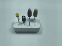 Petit porte-mèches pour ponceuse à ongles — photo 2