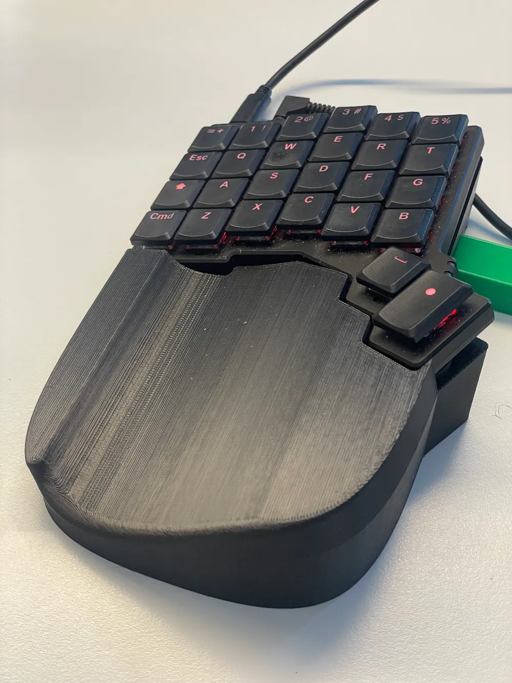 ZSA Voyager テンティングスタンド＆リストレスト 作成者： langalex