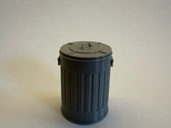 Petite corbeille à déchets