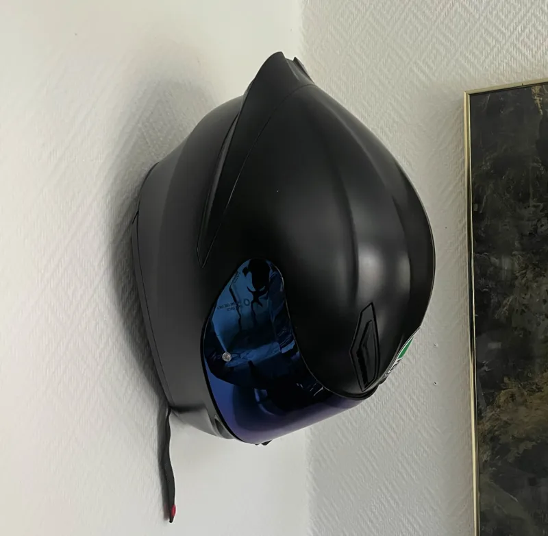 Helmet-Hanger
