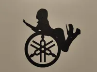 Art mural fille Yamaha — photo 2