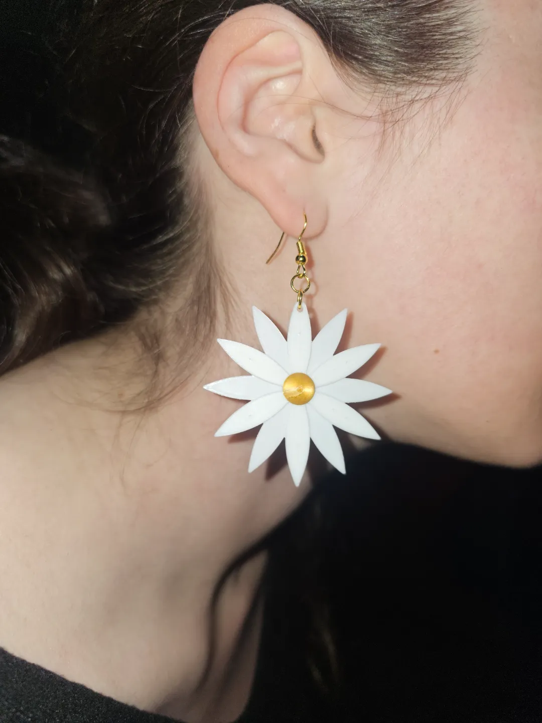 Flower Earrings! Cute 3D Daisy! view 2