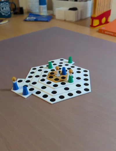 Headhunter: The Board Game 