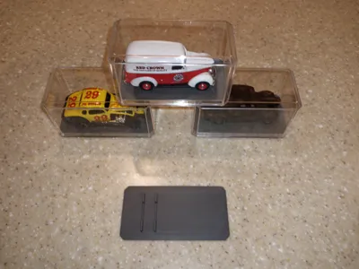 1:64 Car Base for Pioneer Plastics 164C Case 